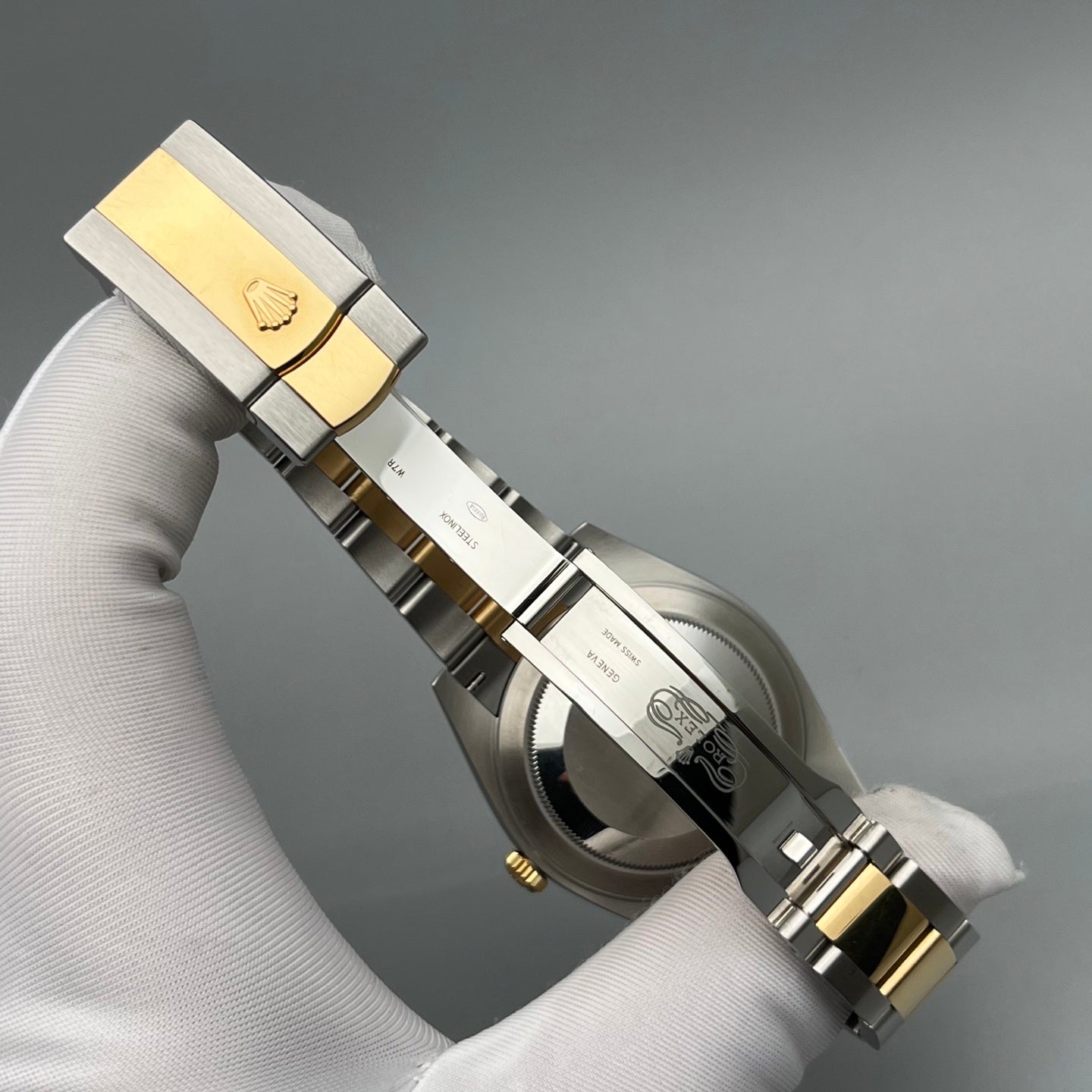 2024 Pre-owned Rolex - 126333-0001 Datejust 41 Rolesor Yellow Fluted / Oyster / Silver