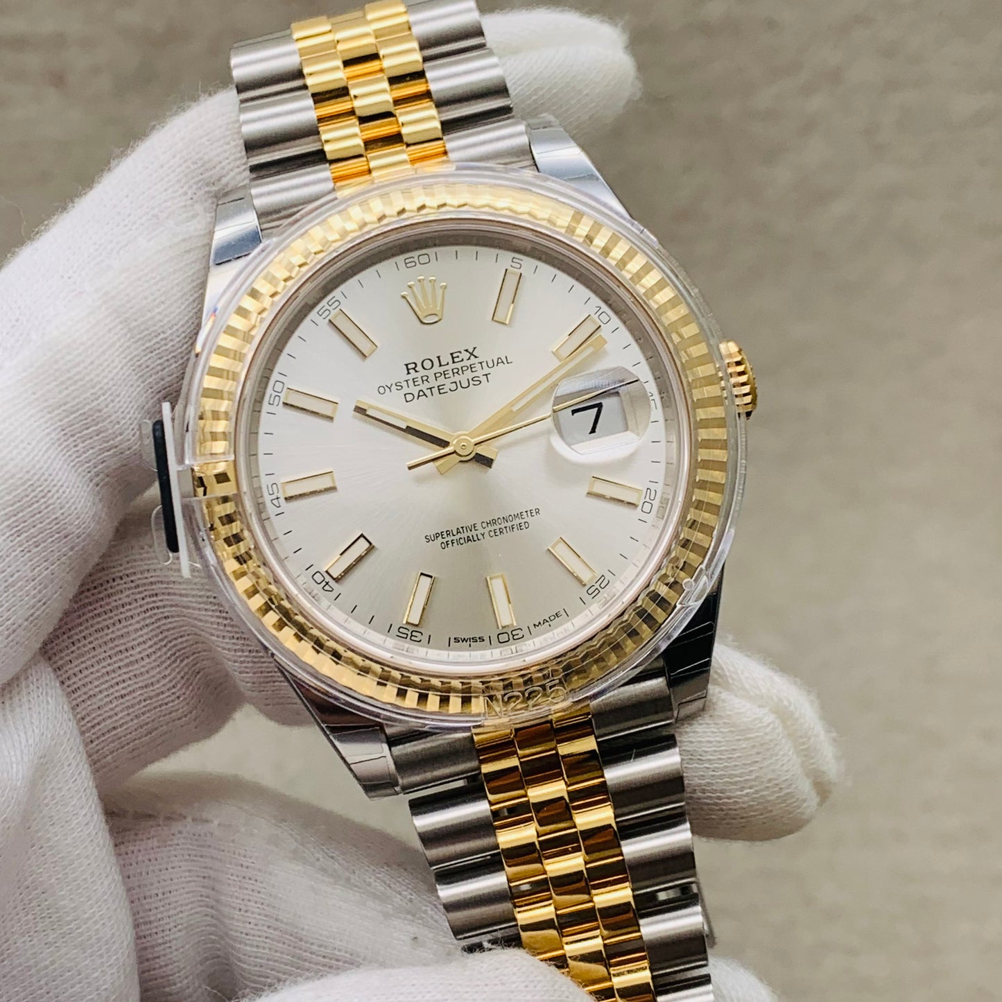 2024 Pre-owned Rolex - 126333-0016 Datejust 41 Rolesor Yellow Fluted / Jubilee / White
