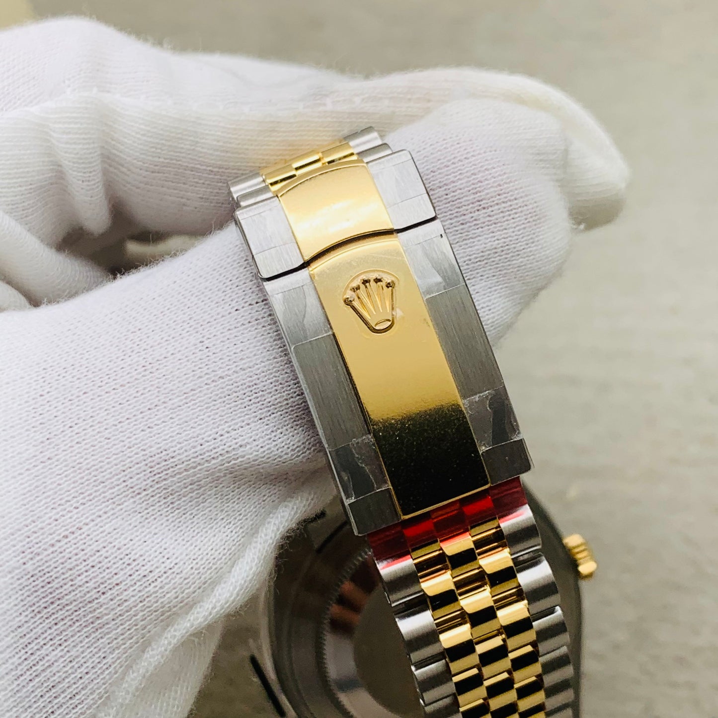 2024 Pre-owned Rolex - 126333-0016 Datejust 41 Rolesor Yellow Fluted / Jubilee / White