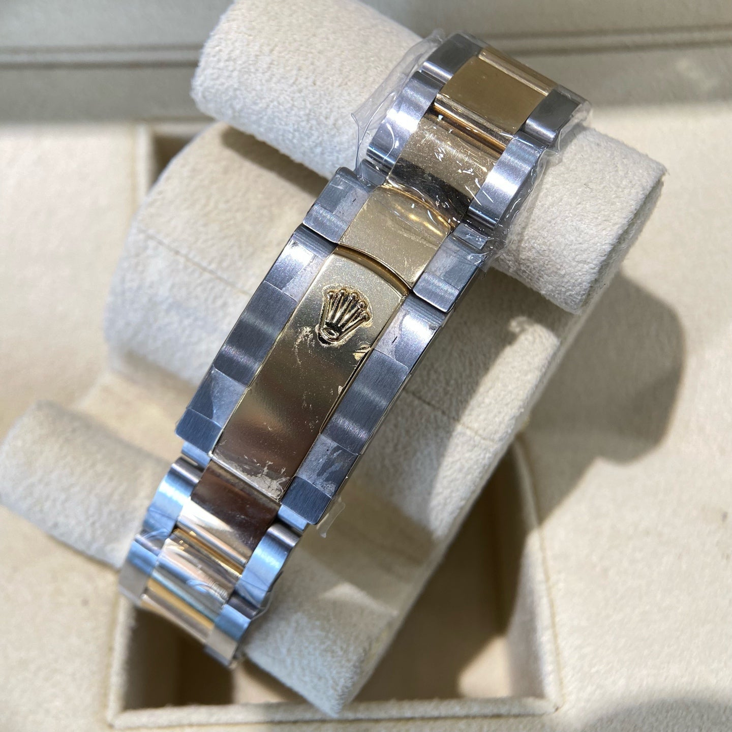 2025 Brand New Rolex - 126333-0015 Datejust 41 Rolesor Yellow Fluted / Oyster / White