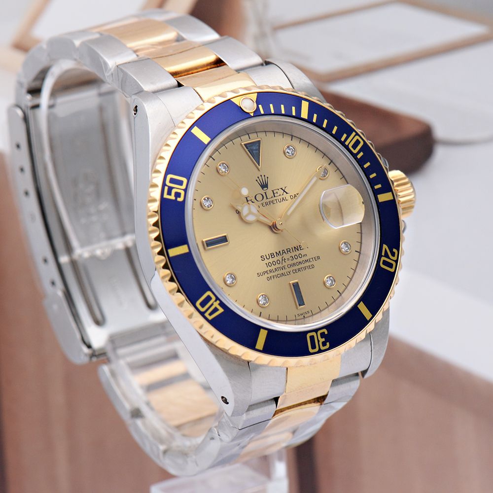 1999 Pre-owned Rolex - 16613 Serti Silver Submariner Date 16613 Serti Silver