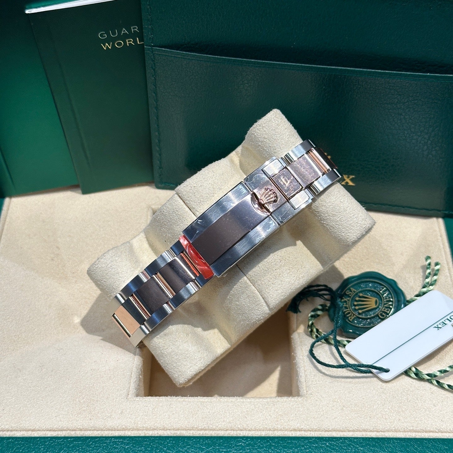 2025 Brand New Rolex - 126711CHNR-0002 GMT-Master II Stainless Steel / Everose / CHNR / Oyster