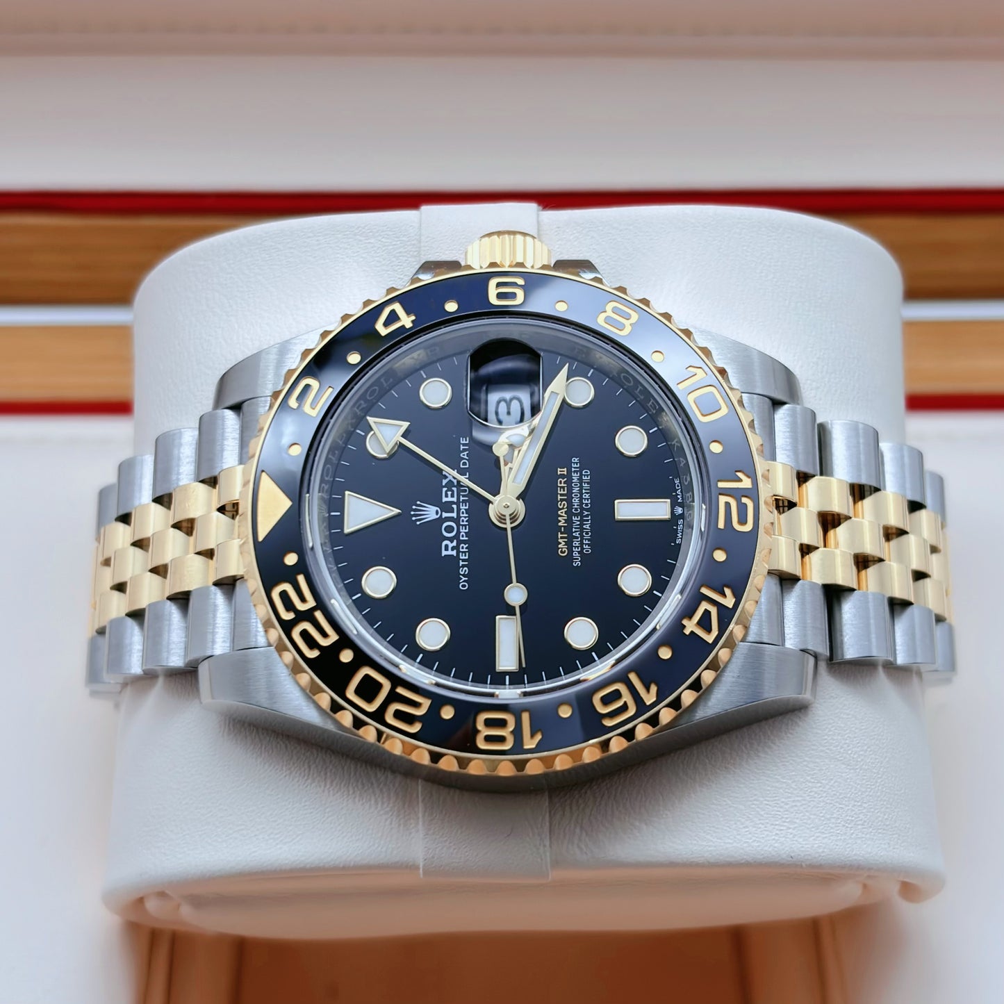 2025 Brand New Rolex - 126713GRNR-0001 GMT-Master II Stainless Steel - Yellow Gold / GRNR / Jubilee