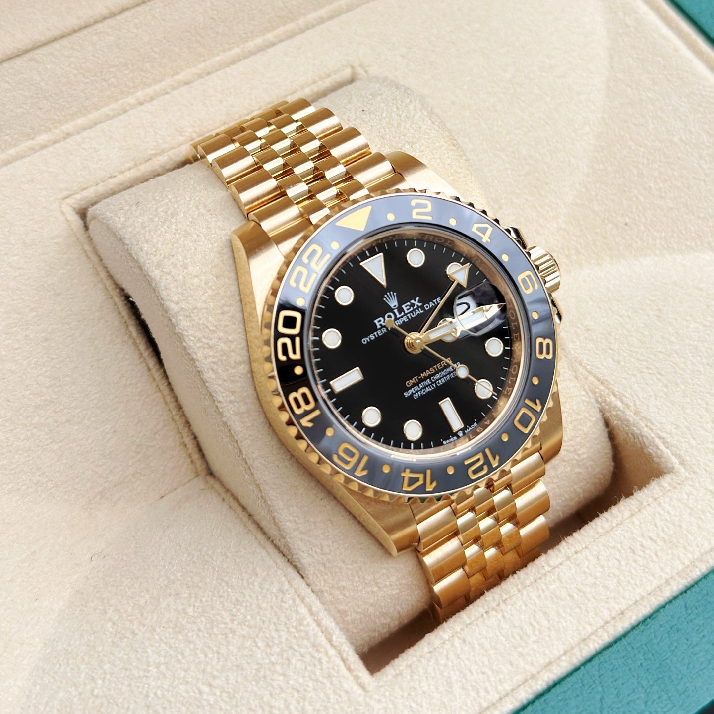 2025 Brand New Rolex - 126718GRNR-0001 GMT-Master II Yellow Gold / GRNR / Jubilee