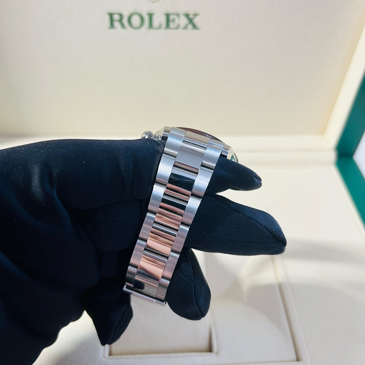 2023 Pre-owned Rolex - 116506-0002 Cosmograph Daytona Platinum / Cerachrom / Ice Blue - Baguette