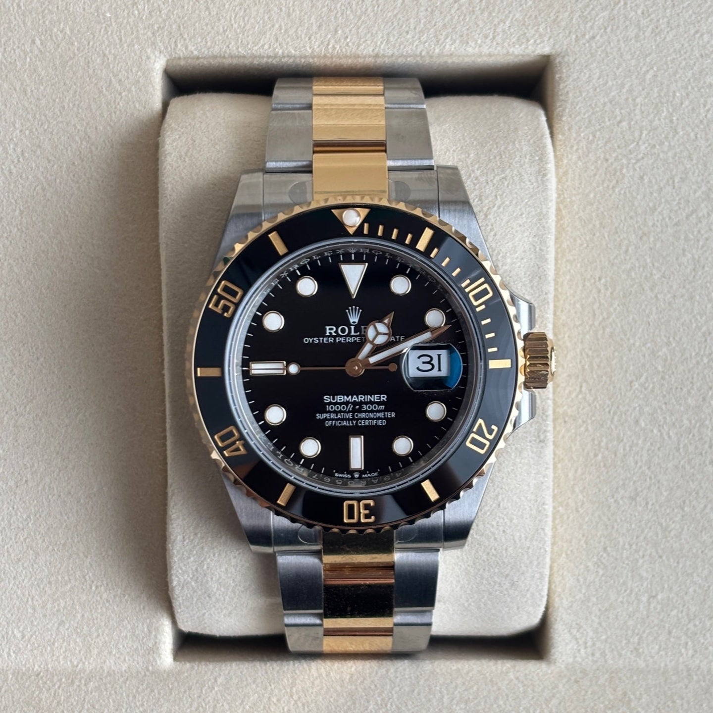 2025 Brand New Rolex - 126613LN-0002 Submariner Date 41 Stainless Steel / Yellow Gold / Black