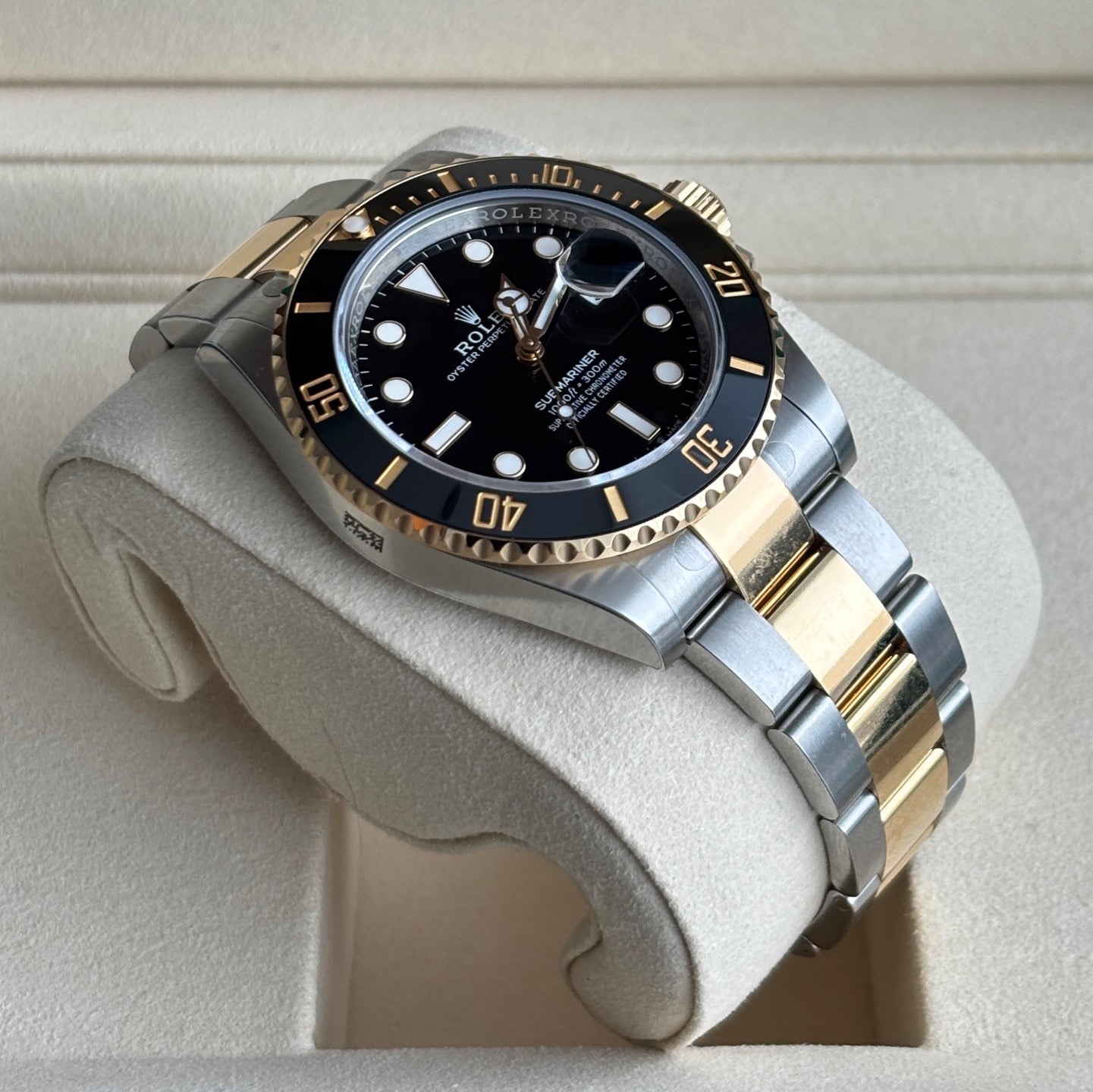 2025 Brand New Rolex - 126613LN-0002 Submariner Date 41 Stainless Steel / Yellow Gold / Black