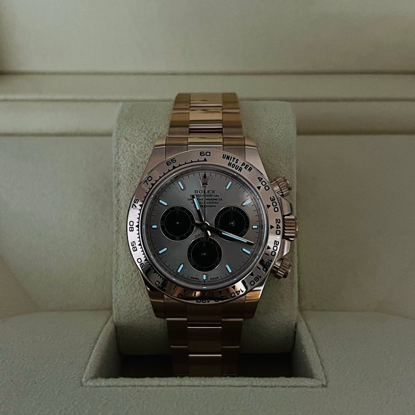 2025 Brand New Rolex - 126505-0003 Cosmograph Daytona Everose / Sundust - Black / Oyster
