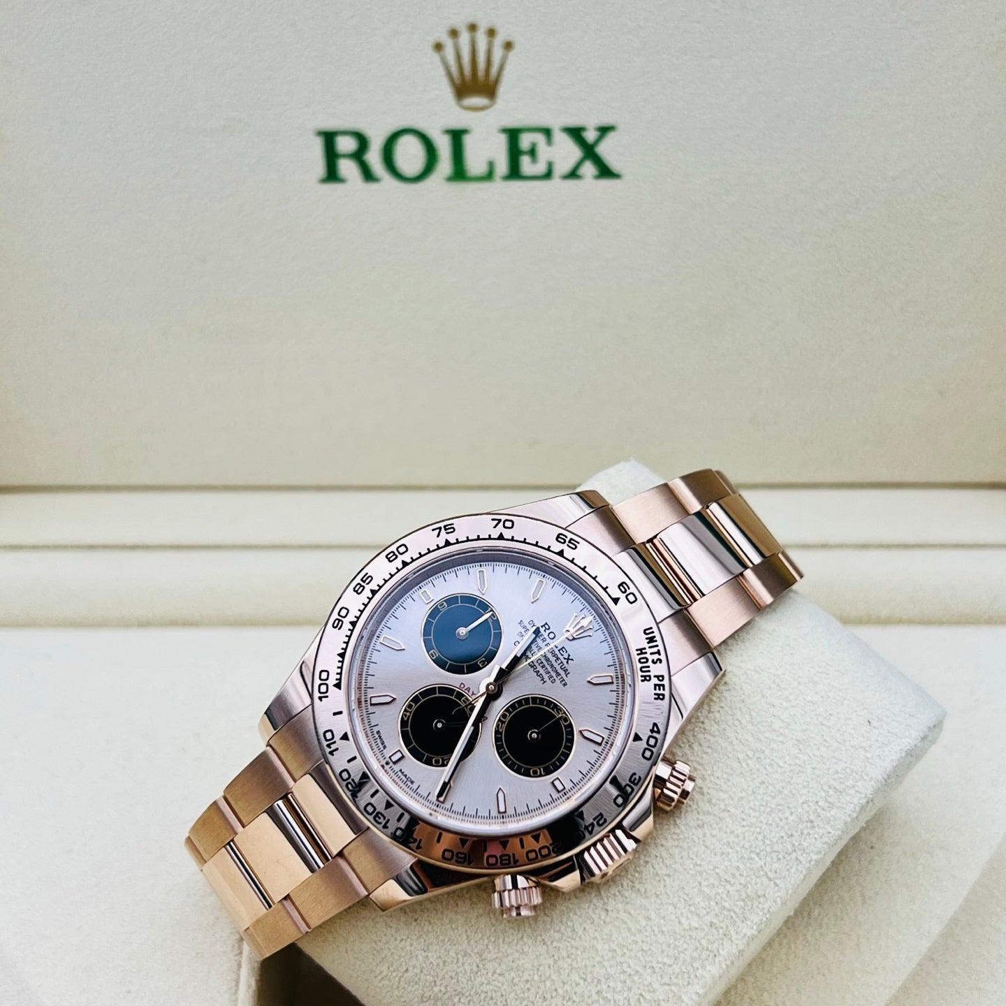 2025 Brand New Rolex - 126505-0003 Cosmograph Daytona Everose / Sundust - Black / Oyster