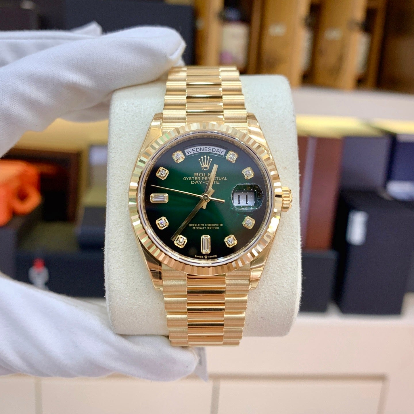 2025 Brand New Rolex - 128238-0069 Day-Date 36 Yellow Gold / Fluted / Green Ombré-Diamond / President