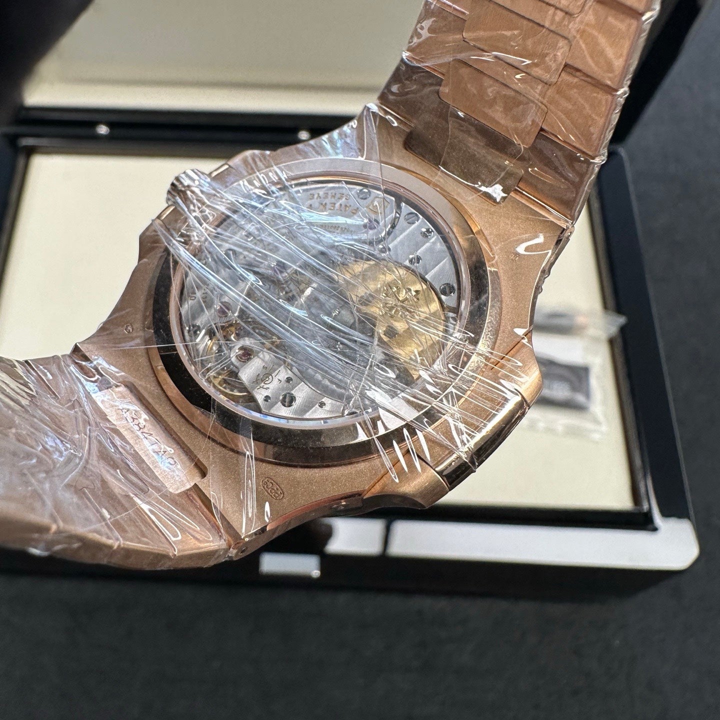 2025 Brand New Patek Philippe - 5712/1R-001 Nautilus 5712 Rose Gold / Brown