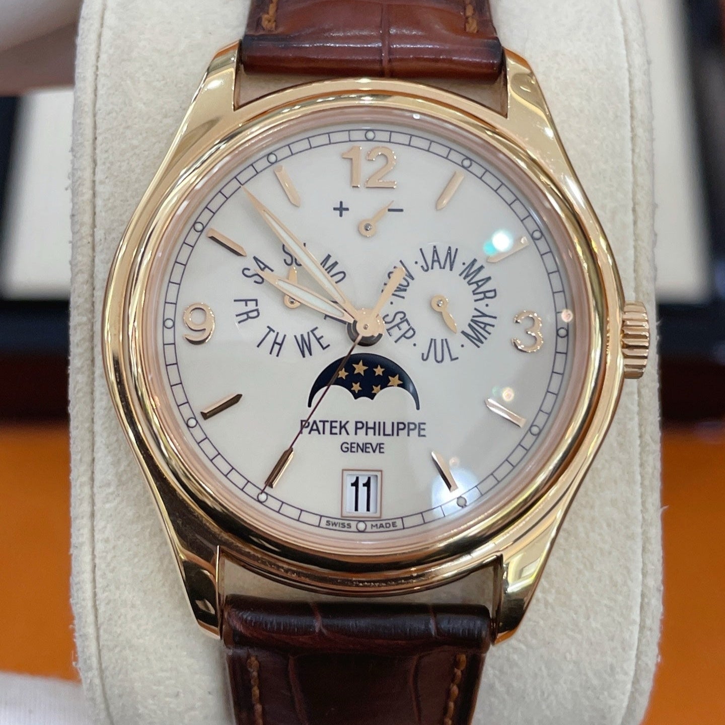 2020 Pre-owned Patek Philippe - 5146R-001 Annual Calendar 5146 Rose Gold / Cream