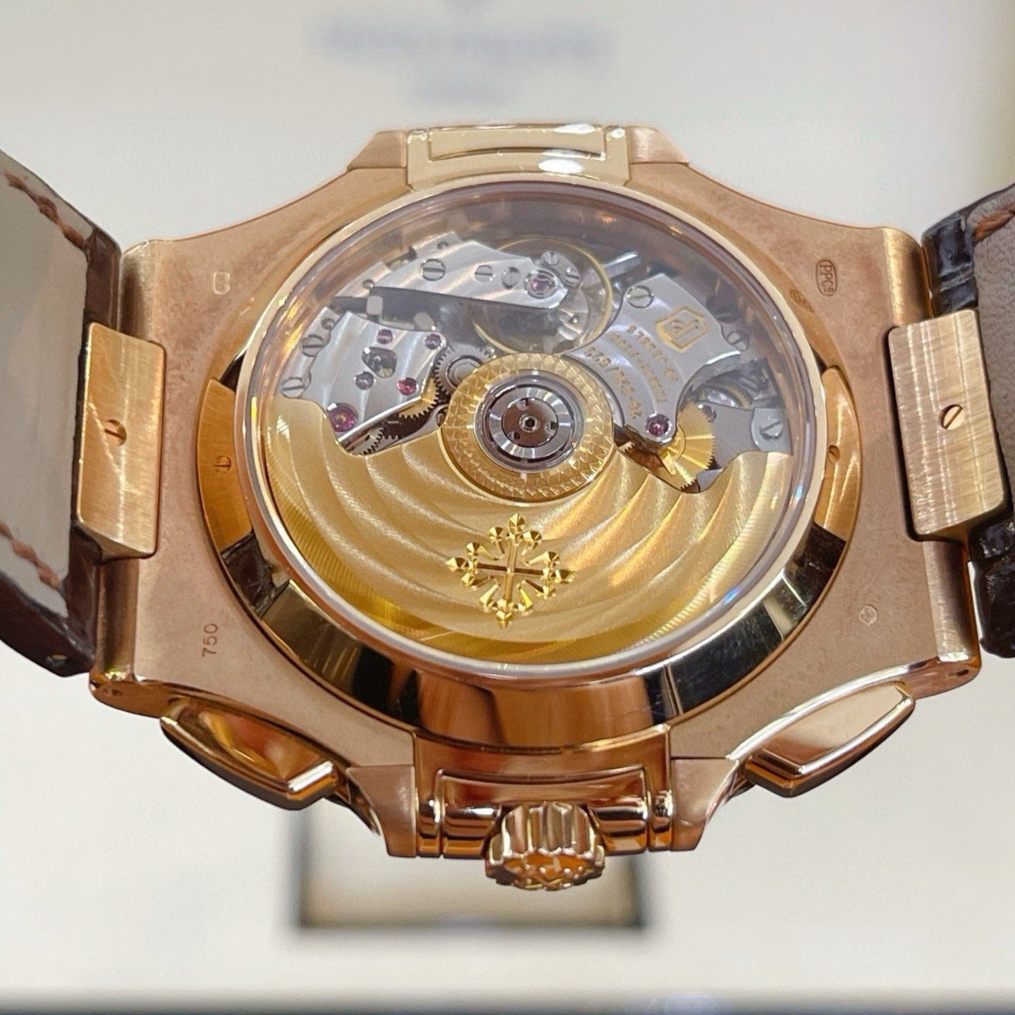 2022 Pre-owned Patek Philippe - 5980R-001 Nautilus 5980 Rose Gold / Strap
