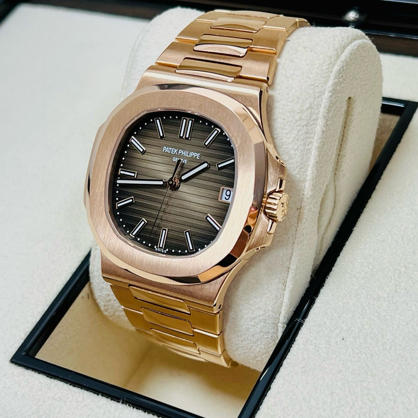 2019 Pre-owned Patek Philippe - 5711/1R-001 Nautilus 5711R Brown