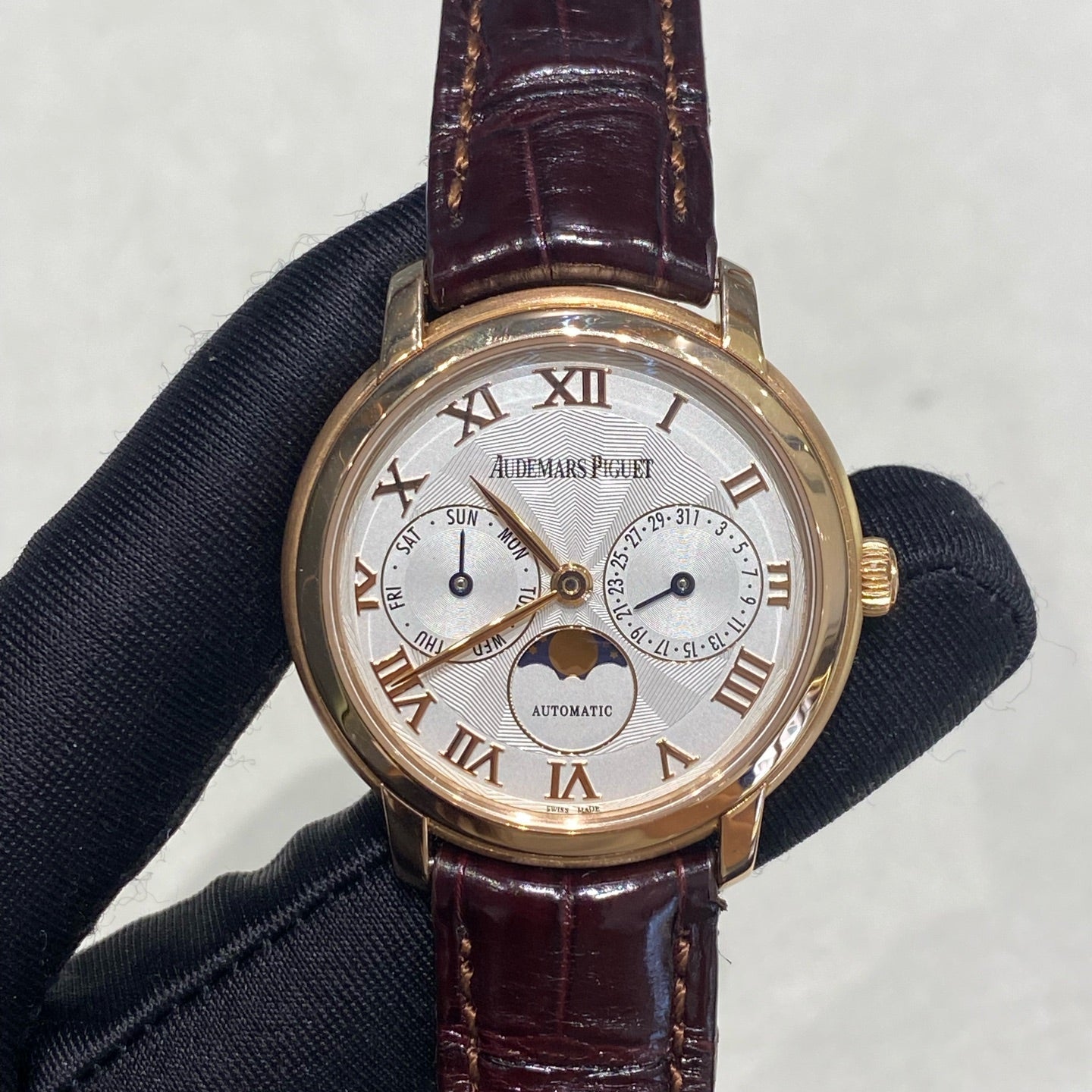 Watch ONLY Pre-owned Audemars Piguet - 26250OR.OO.A088CR.01 Jules Audemars Day & Date Pink Gold / Silver