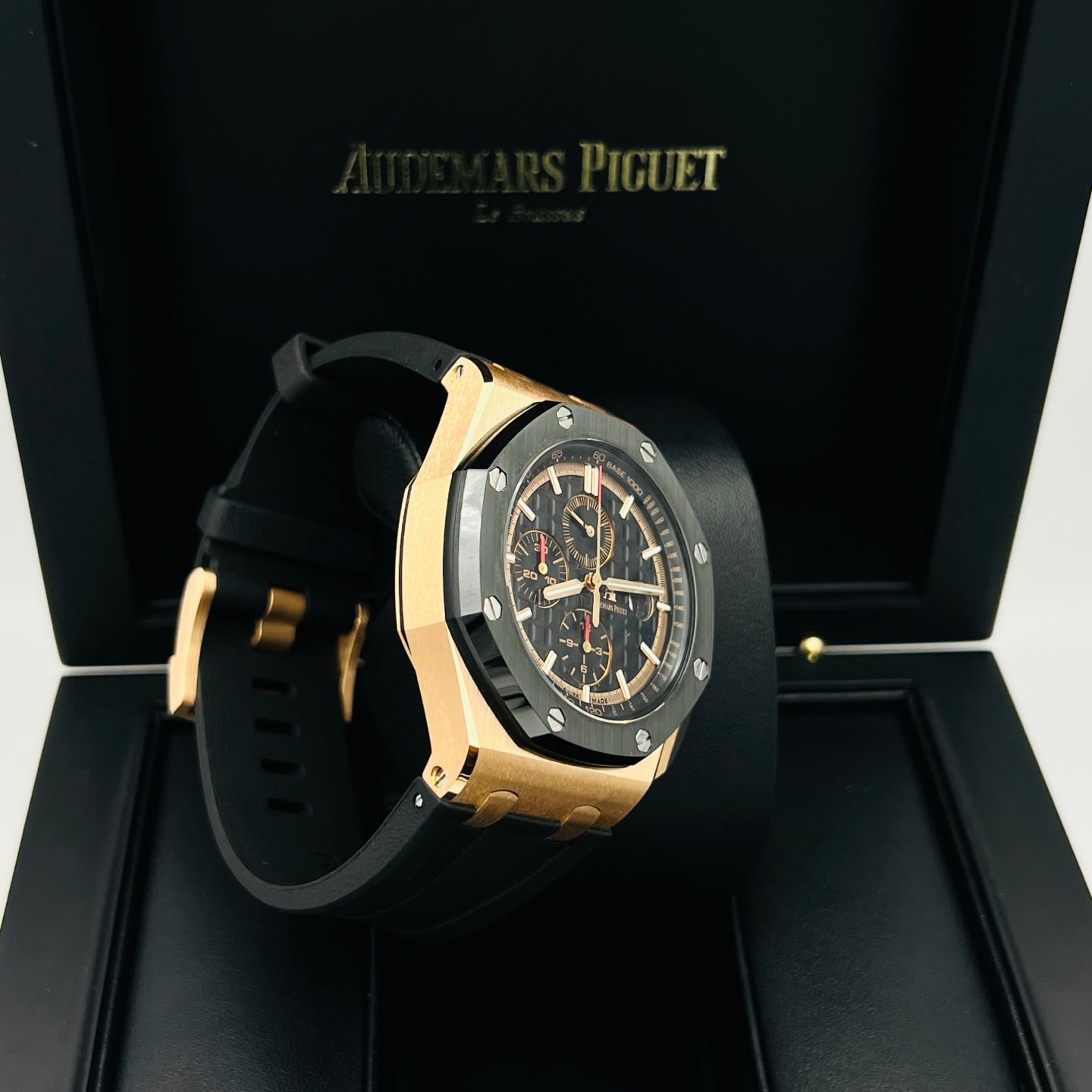 2018 Pre-owned Audemars Piguet - 26401RO.OO.A002CA.02 Royal Oak Offshore 42 Pink Gold / Ceramic / Black / Rubber