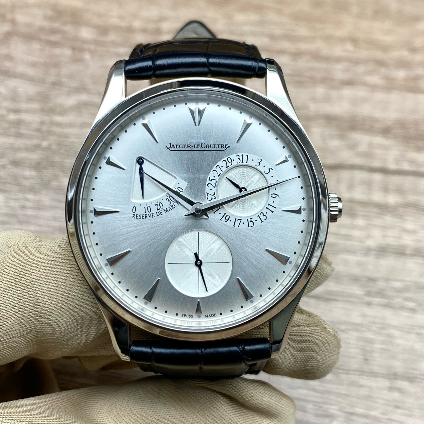 2024 Pre-owned Jaeger-LeCoultre - 1378420 Master Ultra Thin Réserve de Marche Stainless Steel / Silver / Alligator