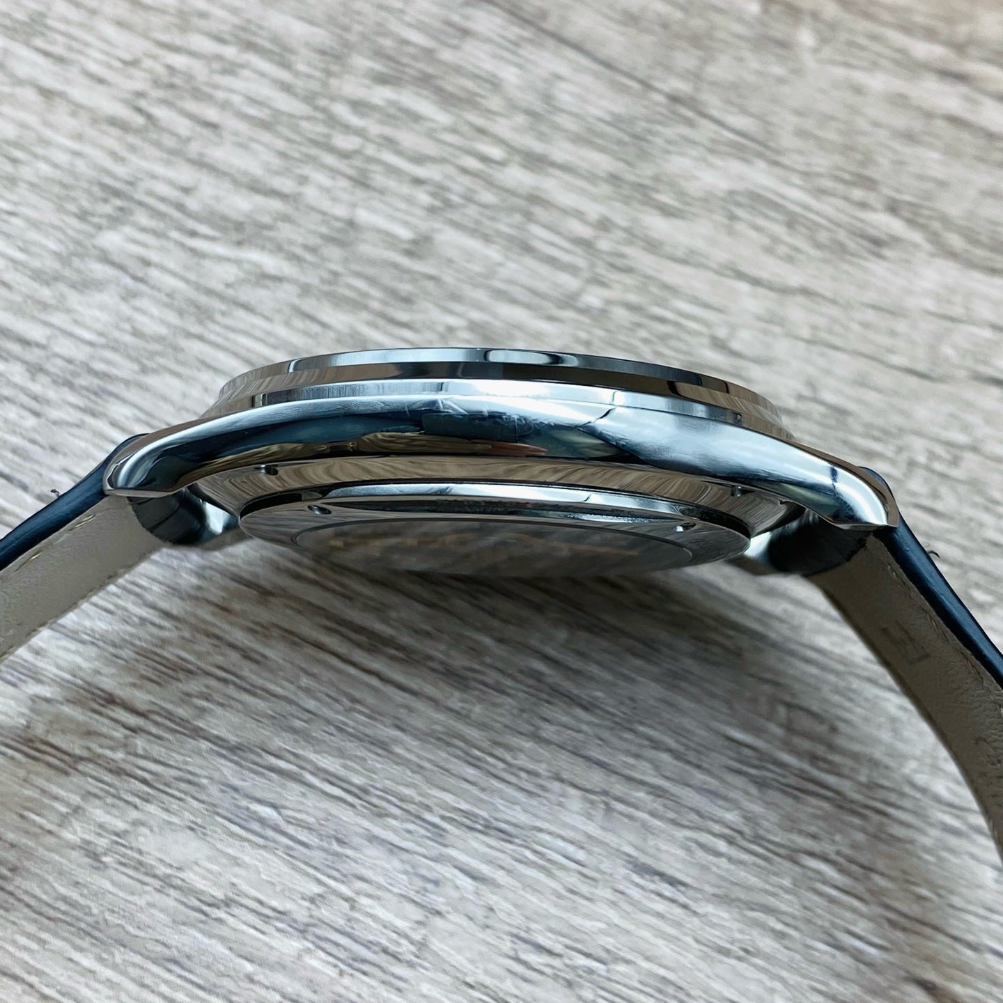 2024 Pre-owned Jaeger-LeCoultre - 1378420 Master Ultra Thin Réserve de Marche Stainless Steel / Silver / Alligator