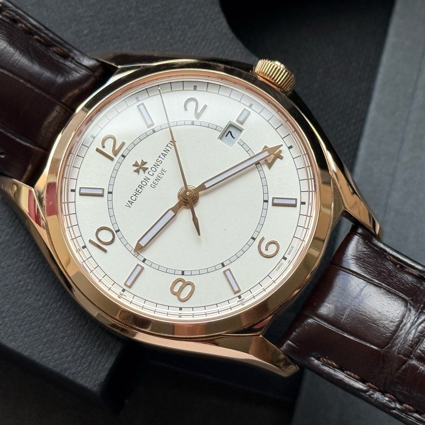 2025 New Vacheron Constantin - 4600E/000R-B441 FiftySix Self-Winding Pink Gold / Silver