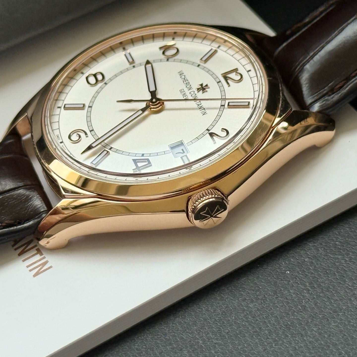 2025 New Vacheron Constantin - 4600E/000R-B441 FiftySix Self-Winding Pink Gold / Silver