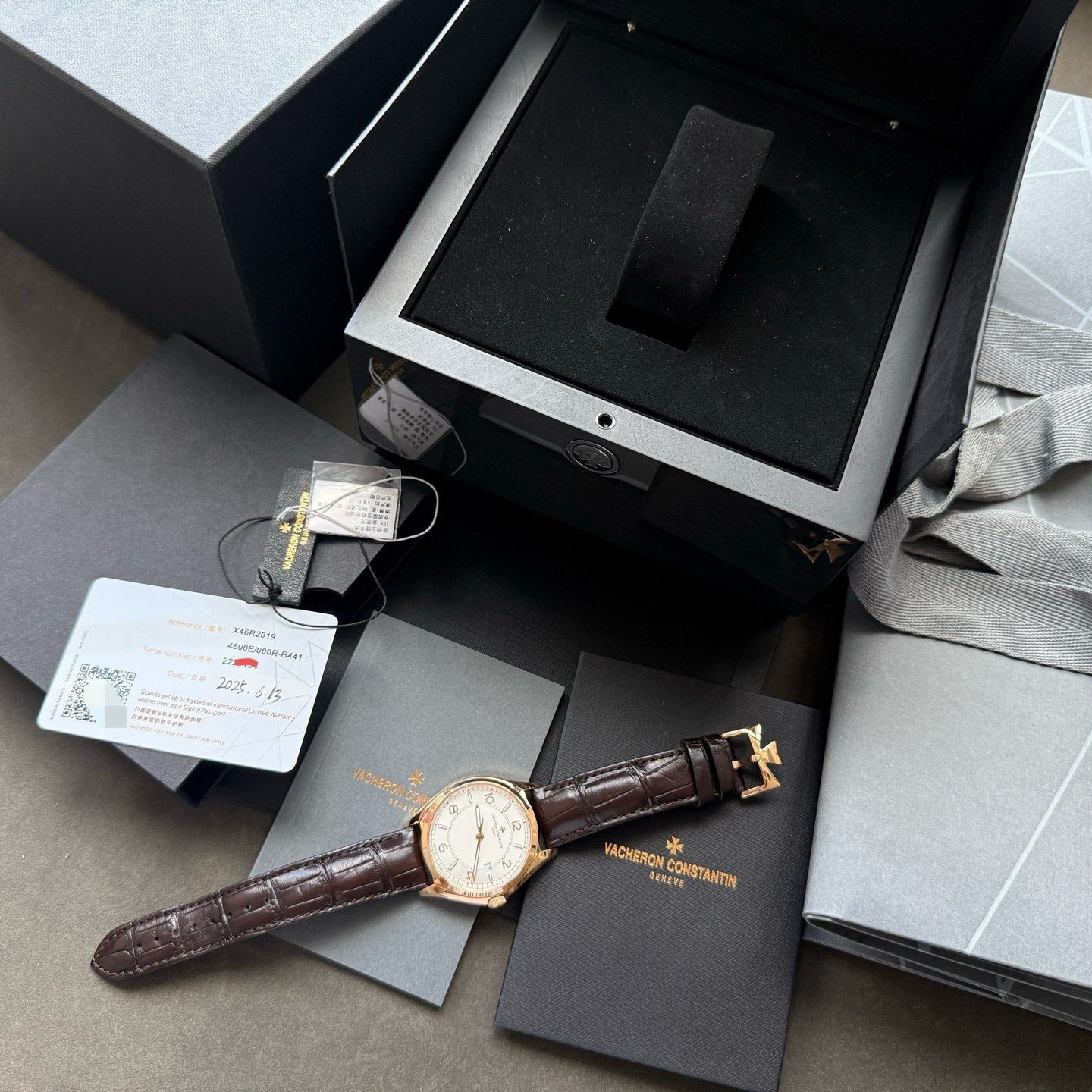 2025 New Vacheron Constantin - 4600E/000R-B441 FiftySix Self-Winding Pink Gold / Silver