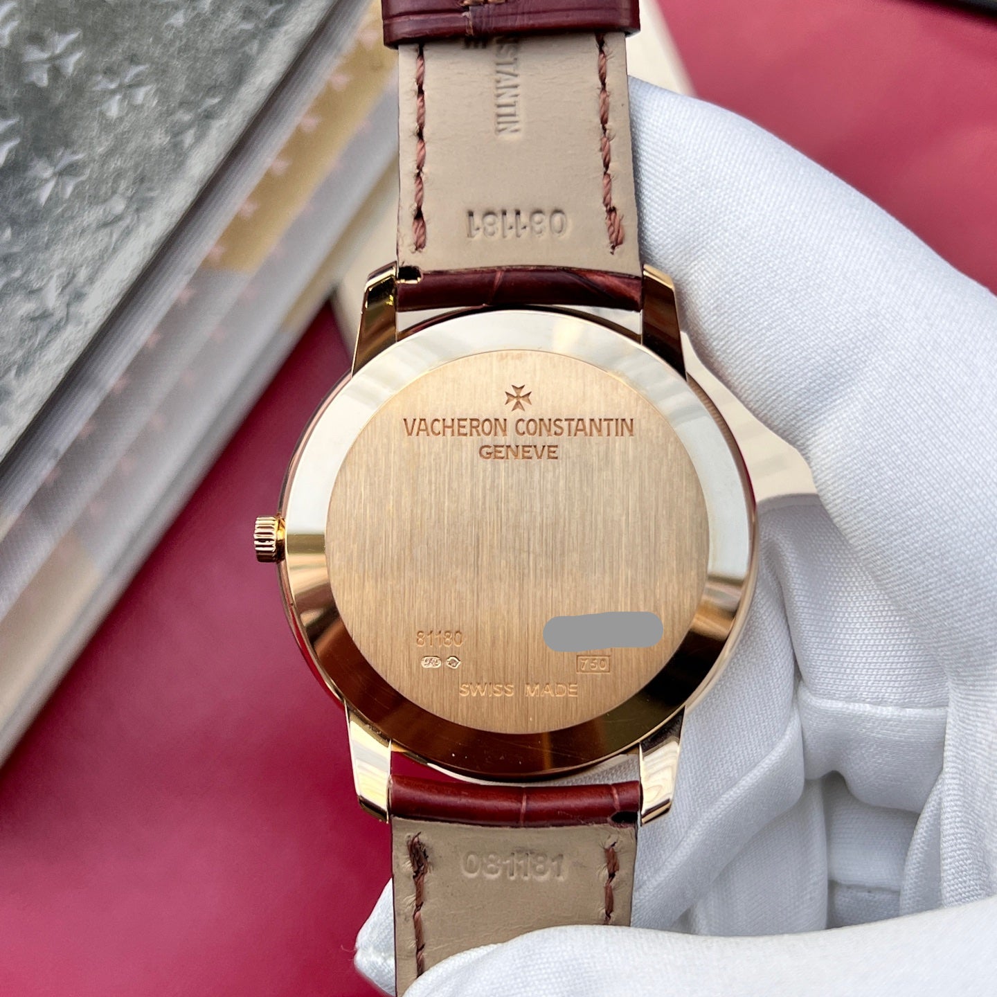 2011 Pre-owned Vacheron Constantin - 81180/000J-9118 Patrimony Contemporaine 40 Manual-Winding Yellow Gold / Silver