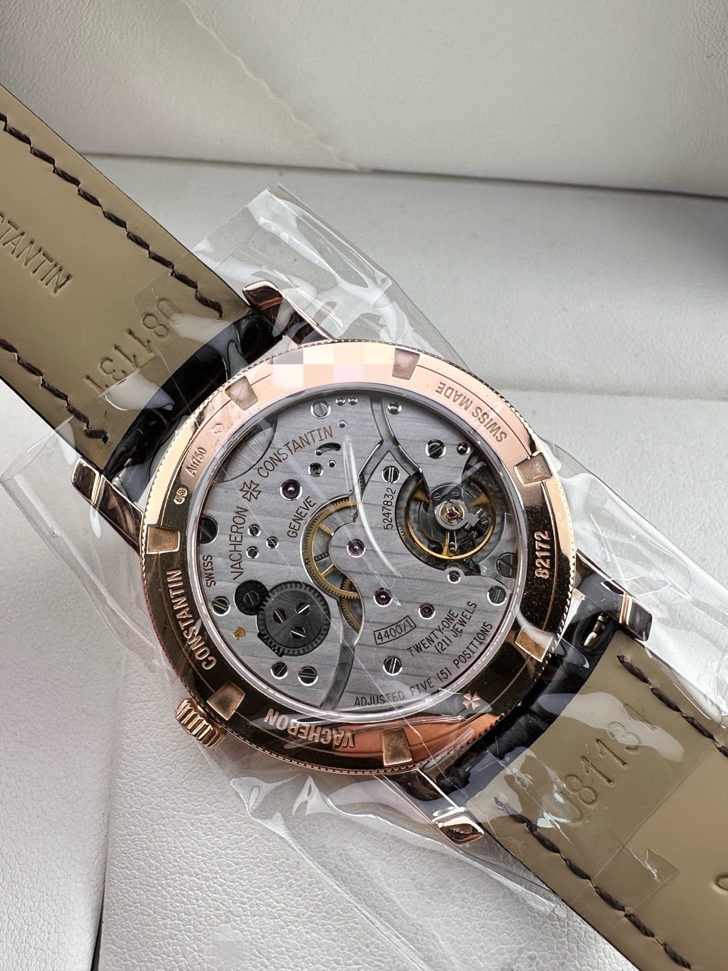 2025 Like New Vacheron Constantin - 82172/000R-9382 Traditionnelle Small Seconds Pink / Silver