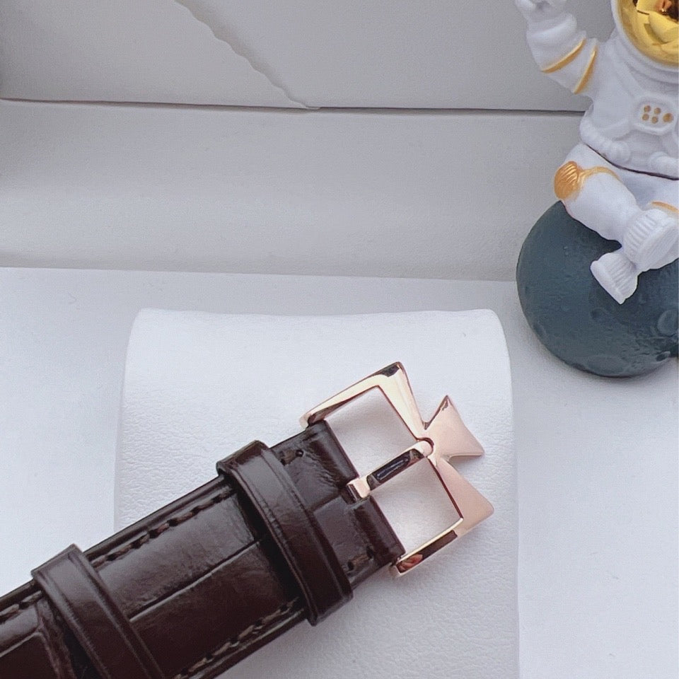 2025 Like New Vacheron Constantin - 82172/000R-9382 Traditionnelle Small Seconds Pink / Silver