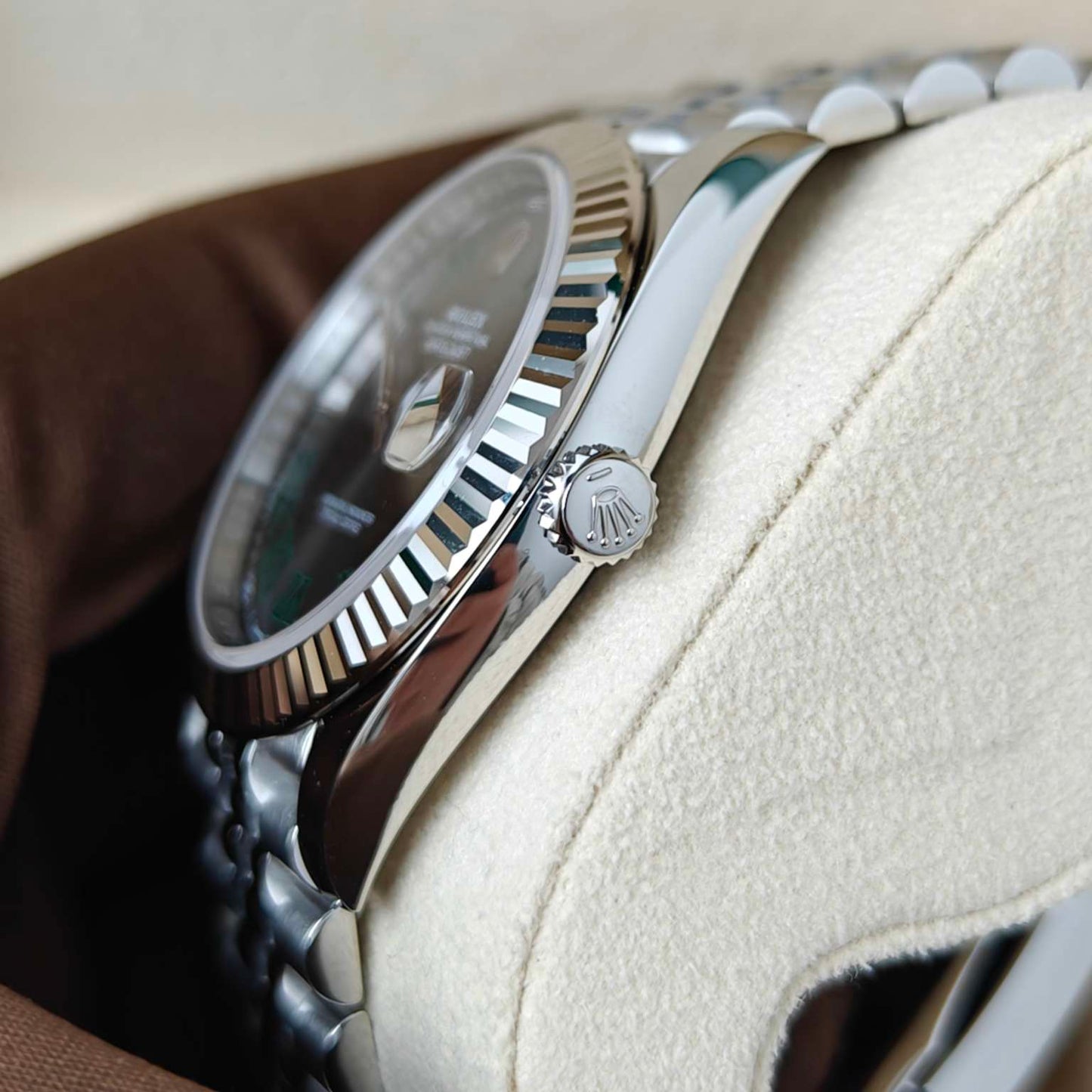 2025 Brand New Rolex - 126334-0022 Datejust 41 Stainless Steel Fluted / Slate - Roman / Jubilee