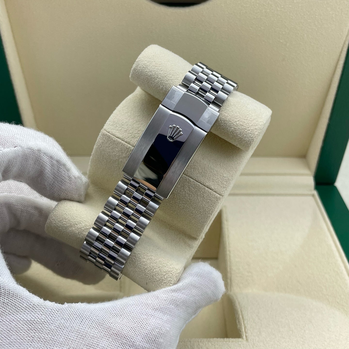 2025 Brand New Rolex - 126334-0002 Datejust 41 Stainless Steel Fluted / Jubilee / Blue