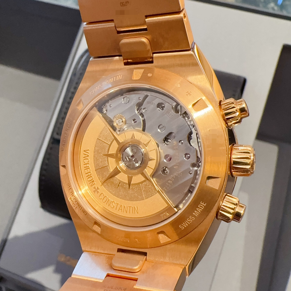 2025 Like New Vacheron Constantin - 5520V/210R-B966 Overseas Chronograph Pink Gold / Green