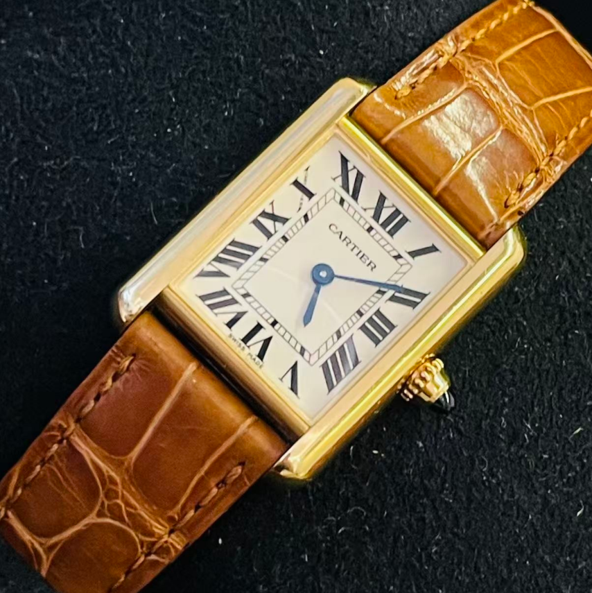 2019 Pre-owned Cartier - W1529856 Tank Louis Cartier Small Quartz Yellow Gold / Silver