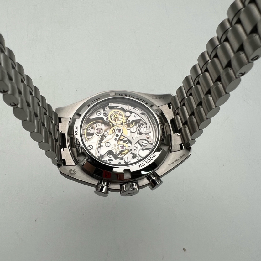 2025 New Omega - 310.30.42.50.01.002 Speedmaster Professional Moonwatch 3861 Stainless Steel / Black / Sapphire / Bracelet