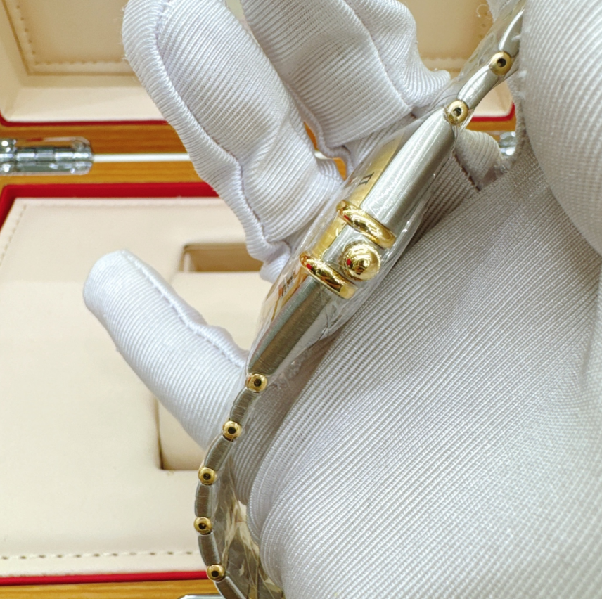 Pre-owned Omega Constellation 1202.15.00