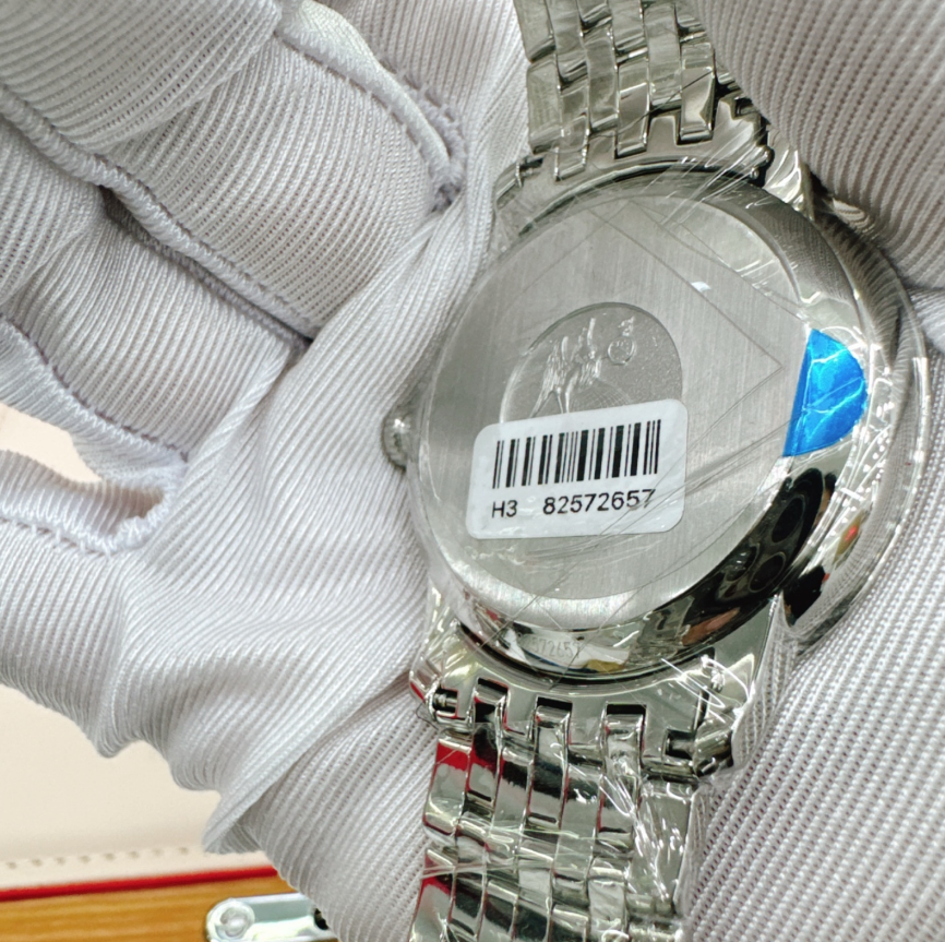 2025 New Omega - 424.10.40.20.02.002 De Ville Prestige Co-Axial 39.5 Stainless Steel / Vintage Silver / Bracelet