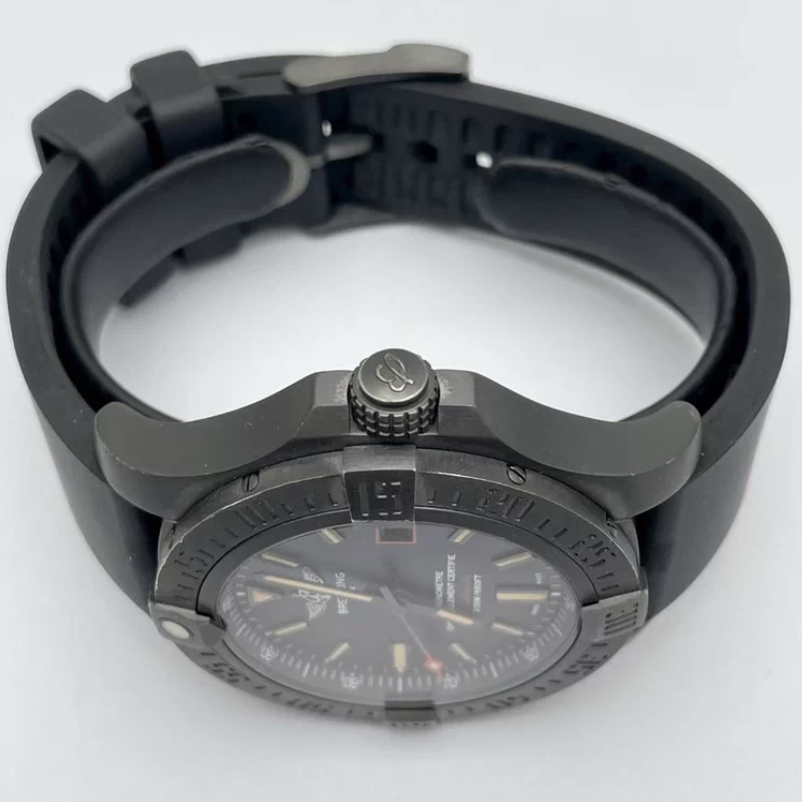 Pre-owned Breitling - V17311101B1W1 Avenger Blackbird 44 Black Titanium / Volcano Black / Military / Pin