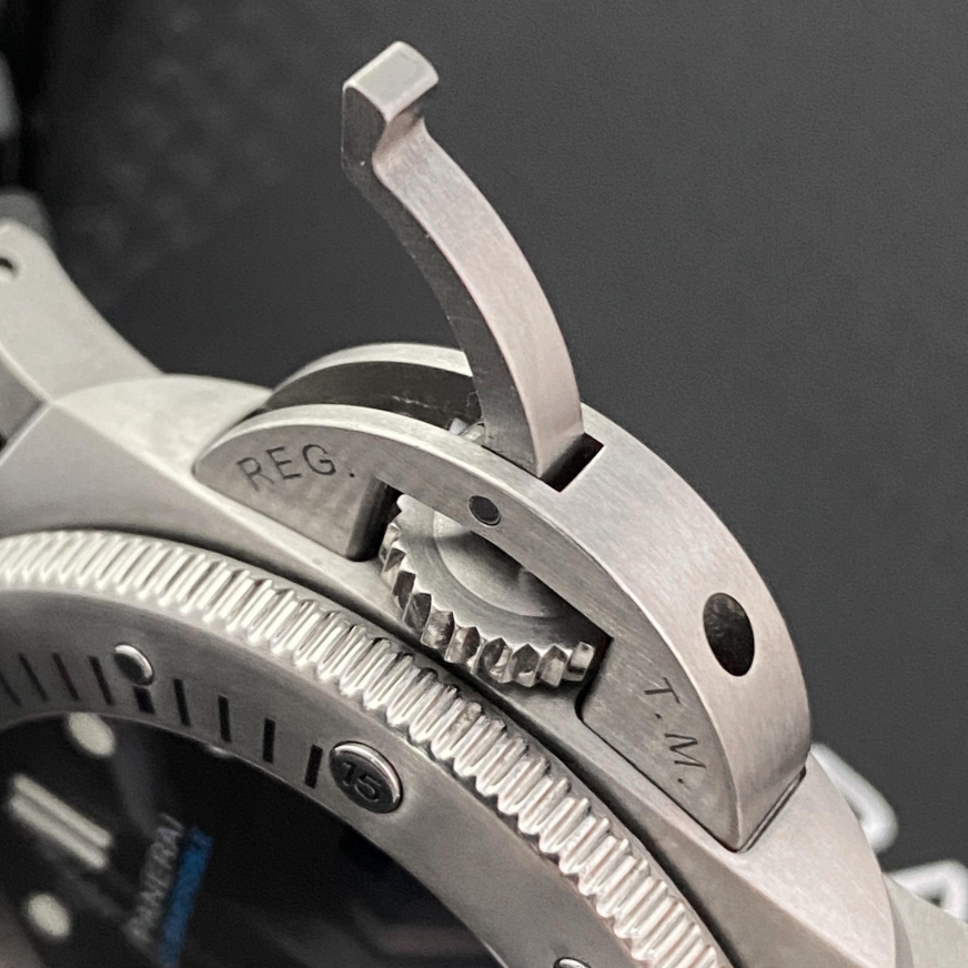 2021 Pre-owned Panerai - PAM01305 Luminor Submersible 47 3 Days Automatic Titanium / Black