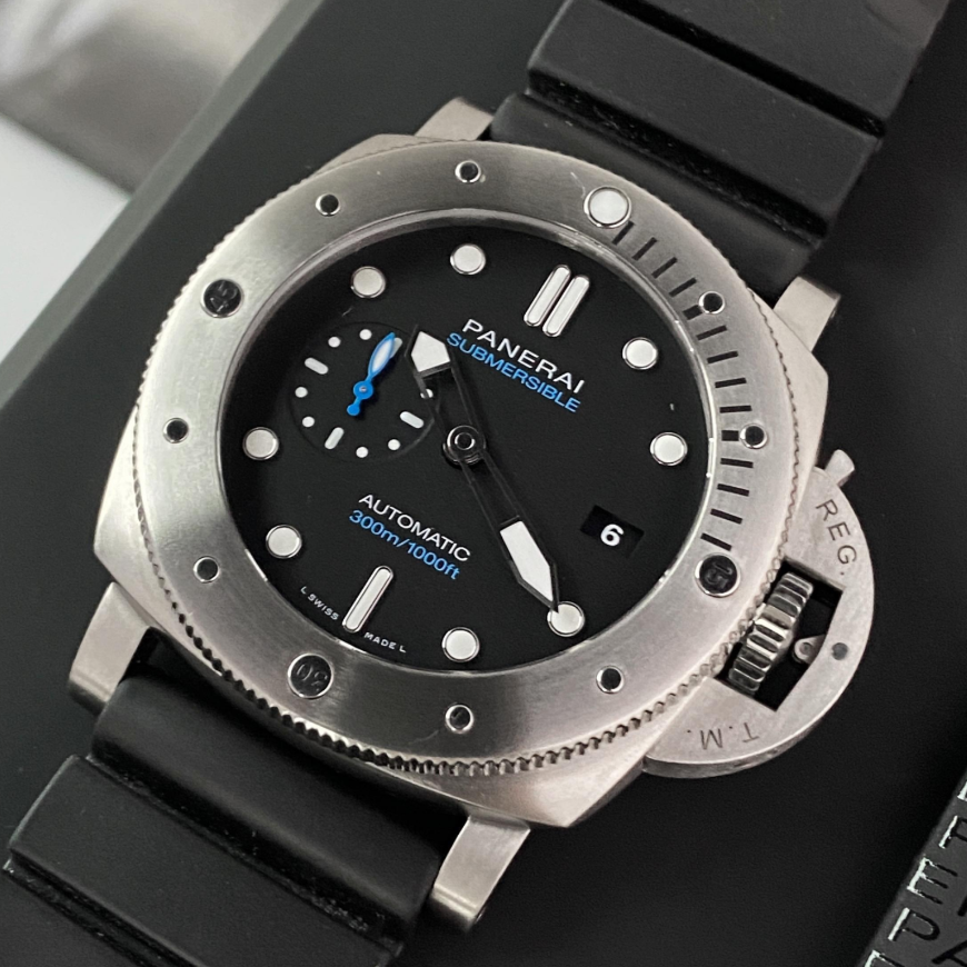 2021 Pre-owned Panerai - PAM01305 Luminor Submersible 47 3 Days Automatic Titanium / Black