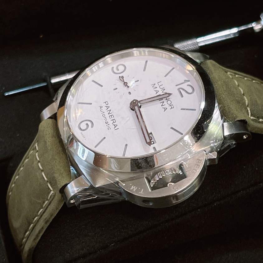 2025 New Panerai - PAM01314 Luminor 1950 44 3 Days Automatic Stainless Steel / White