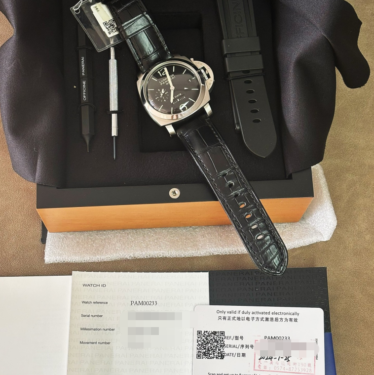 2024 Like New Panerai - PAM00233 Luminor 1950 44 8 Days GMT Stainless Steel / Black