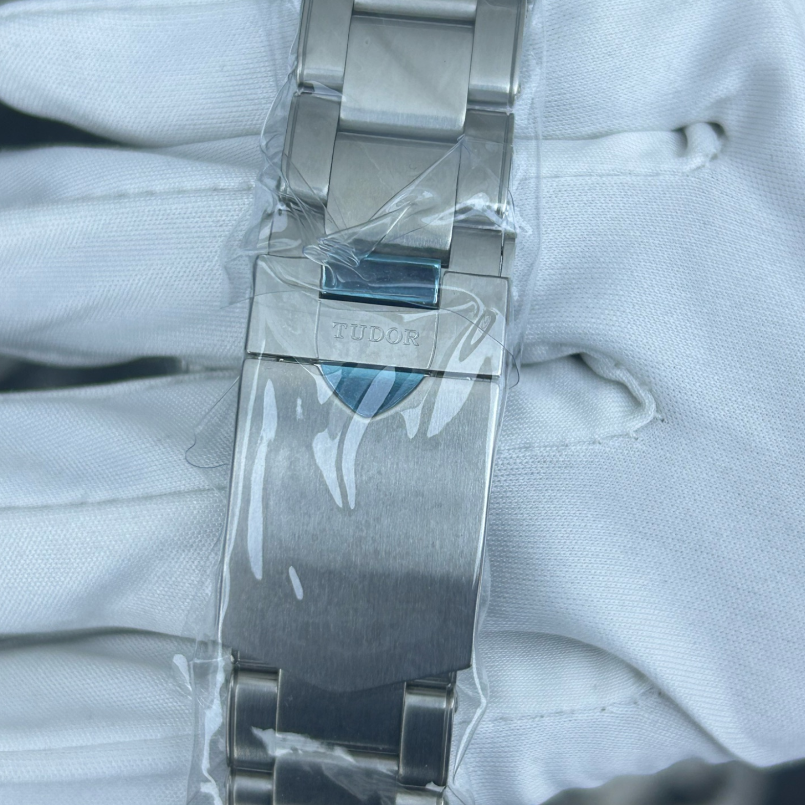 2025 New Tudor - 79830RB-0001 Black Bay GMT Stainless Steel / Black / Pepsi / Bracelet