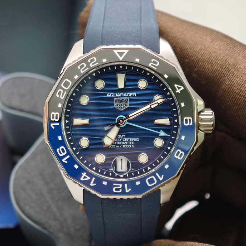 2025 New TAG Heuer - WBP5114.BA0013 Aquaracer Professional 300 GMT 42 Stainless Steel / Blue