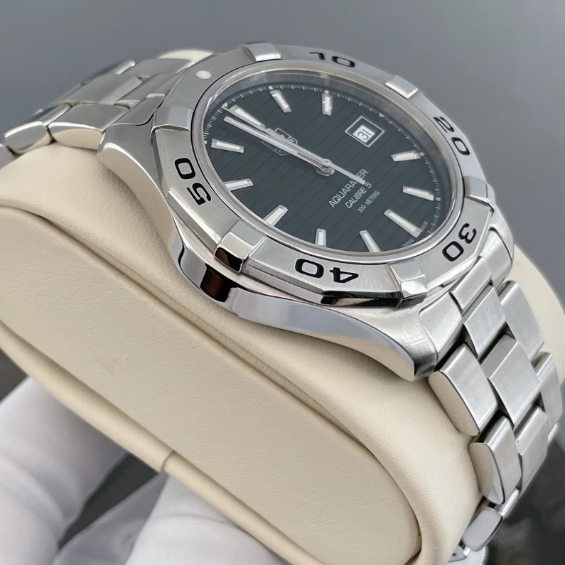 Watch Only Pre-owned TAG Heuer - WAP2010.BA0830 Aquaracer 300M Calibre 5 41 Stainless Steel / Black / Bracelet