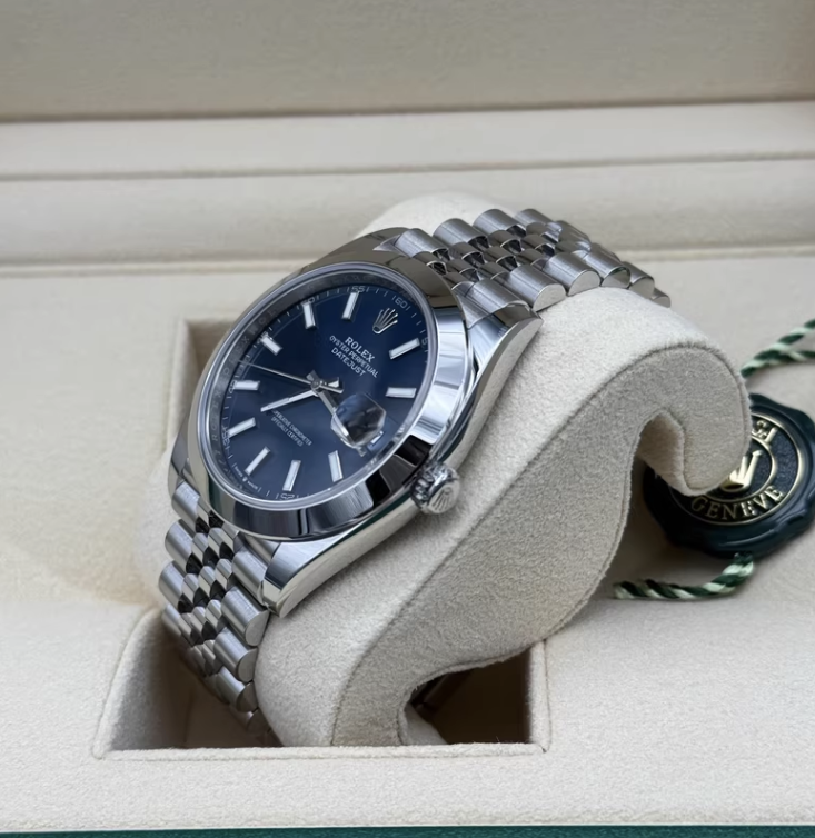 2024 Pre-owned Rolex - 126300-0002 Datejust 41 Stainless Steel Smooth / Jubilee / Blue