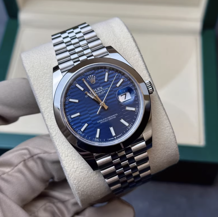 2024 Pre-owned Rolex - 126300-0024 Datejust 41 Stainless Steel Smooth / Jubilee / Blue- Fluted