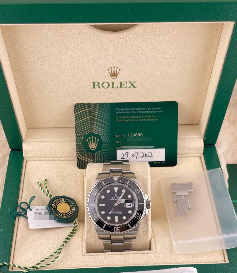 2022 Pre-owned Single red Rolex - 126600-0001 Sea-Dweller Stainless Steel / Black