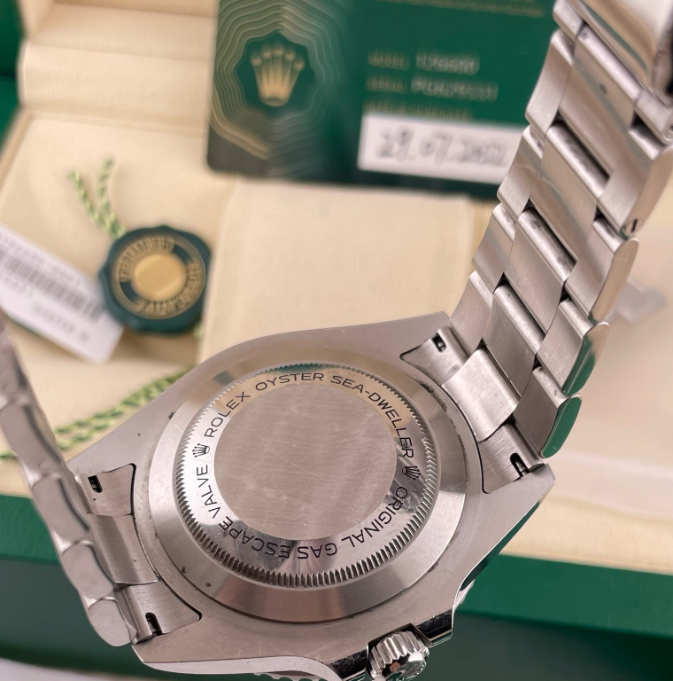 2022 Pre-owned Single red Rolex - 126600-0001 Sea-Dweller Stainless Steel / Black