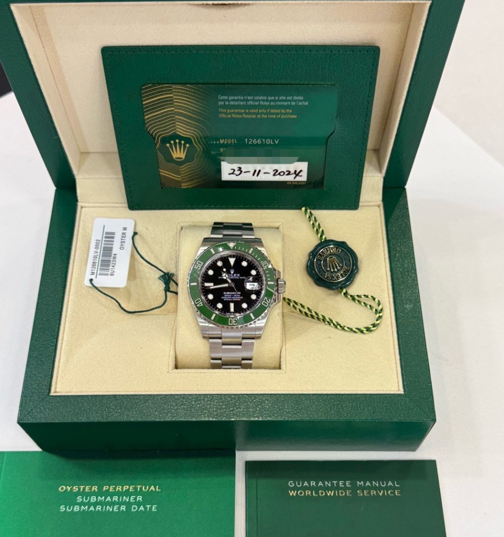 2024 Pre-owned Rolex - 126610LV-0002 Submariner Date 41 Stainless Steel / Black / Green Cerachrom