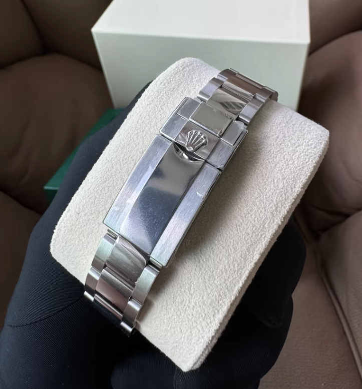 2024 Pre-owned Rolex - 126710GRNR-0004 GMT-Master II Stainless Steel / GRNR/ Oyster