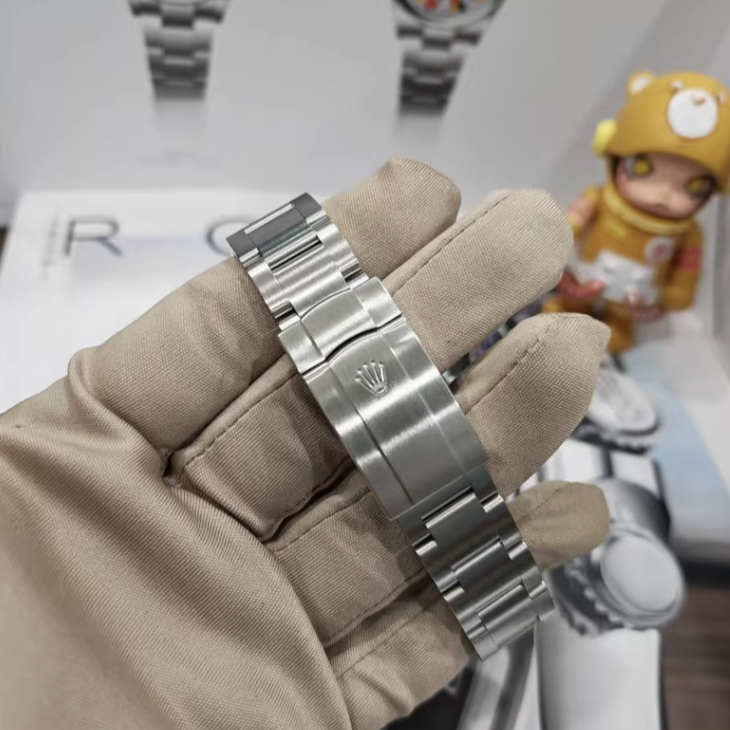 2025 Brand New Rolex - 126000-0012 Oyster Perpetual 36 Stainless Steel / Beige